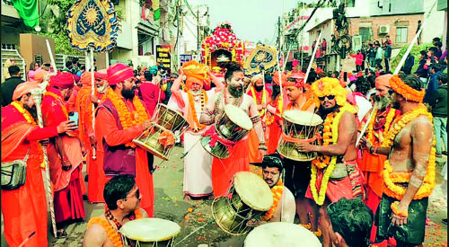 श्री पंचायती अखाड़ा निरंजनी अखाड़े का छावनी प्रवेश।