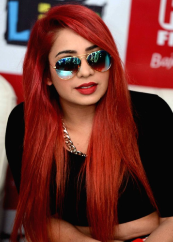 Jasmine Sandlas Interview